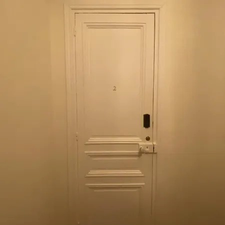 فندق مبيت وإفطار Eiffel Tower View Rose, #2 4*