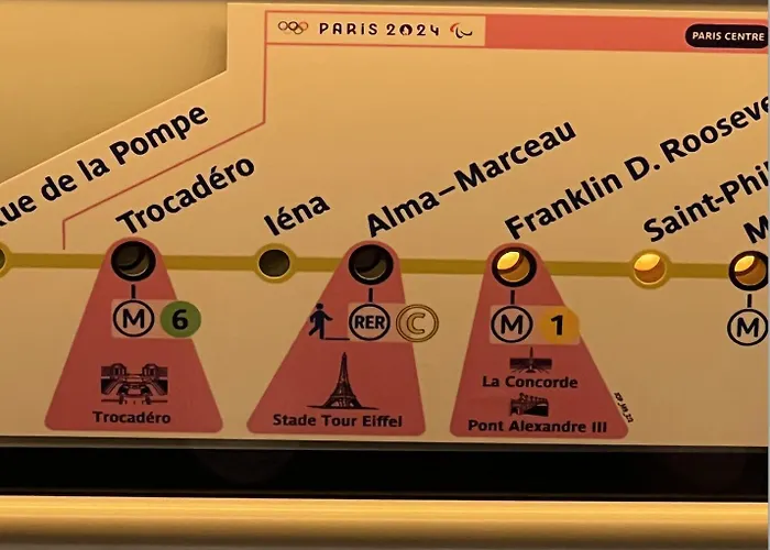 ベッド・アンド・ブレックファスト Eiffel Tower View Rose, #2 4*